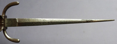 1600-left-hand-dagger-6