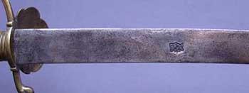 1690-hunting-hanger-11