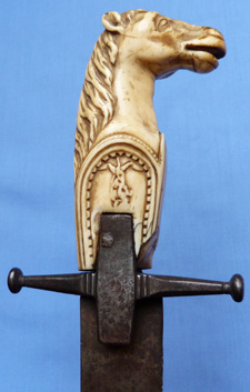 1700-horsehead-short-sword-3