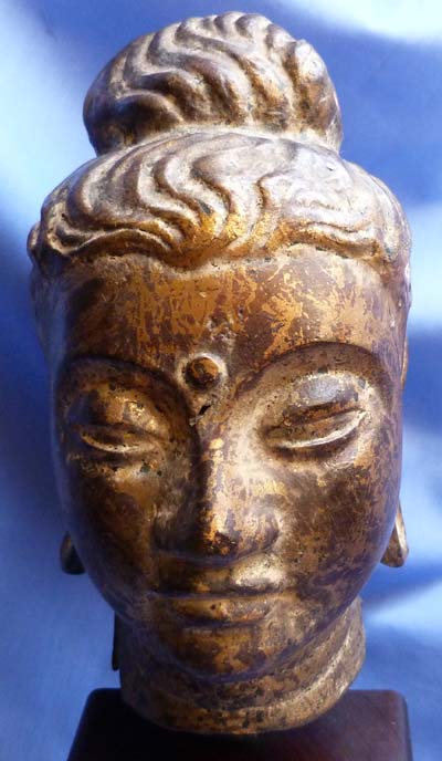 18th-century-south-east-asian-bronze-head-2