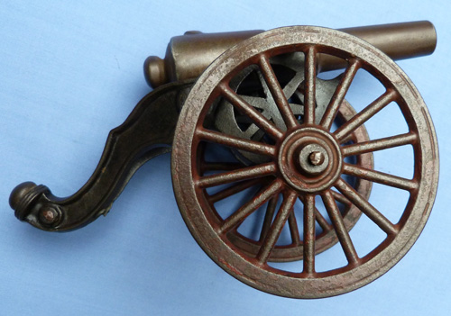 antique-19th-century-toy-cannon-1