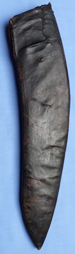 antique-kukri-and-scabbard-8