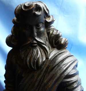 antique-wooden-religious-statue-3
