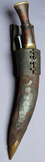 black-frog-kukri-1