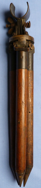 british-ww1-army-tripod-1