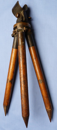 british-ww1-army-tripod-3