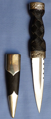 scottish-20th-century-military-skean-dhu-dagger