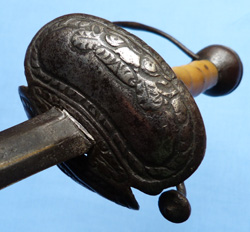 english-1640-dish-hilt-sword-7