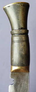 gurkha-leather-scabbard-kukri-3