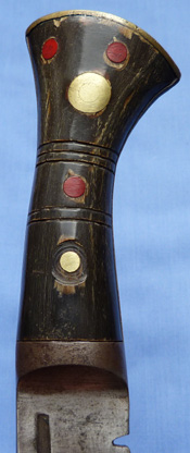 kukri-and-scabbard-3