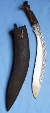 kukri-decorated-hilt-2