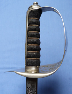 malawi-army-officers-wilkinson-sword-4