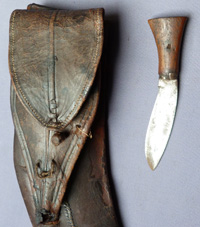 silver-hilt-kukri-9