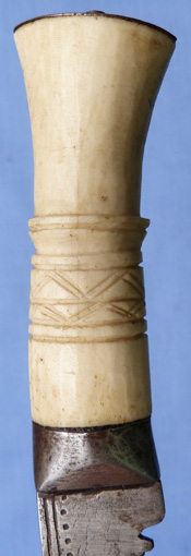 small-decorated-kukri-4