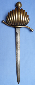victorian-main-gauche-1